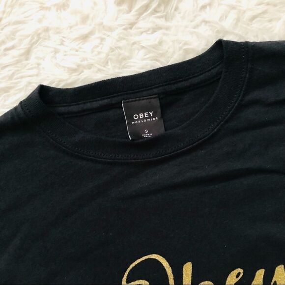 OBEY BLACK STARRY SCRIPT TEESHIRT WOMENS sz Small - Picture 2 of 8